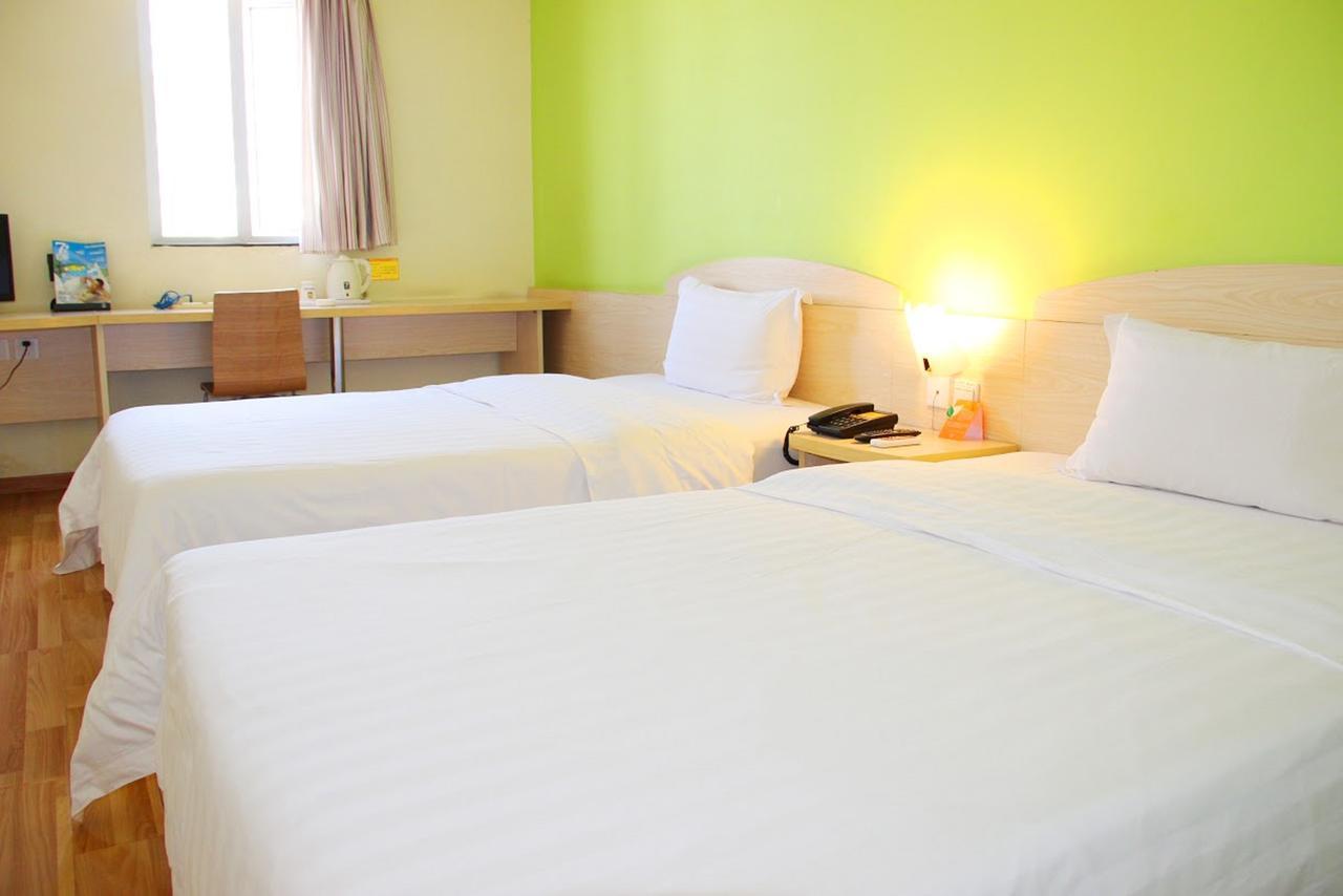 7Days Inn Foshan Shunde Ronggui Xiao Huangpu Exterior photo